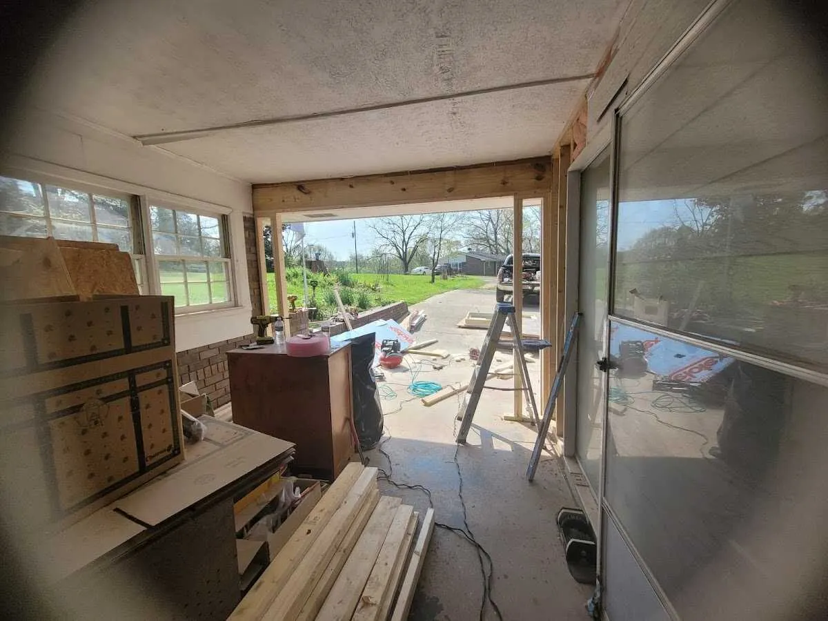 Air movers and dehumidifier for Water Mitigation Services in Morgan Hill